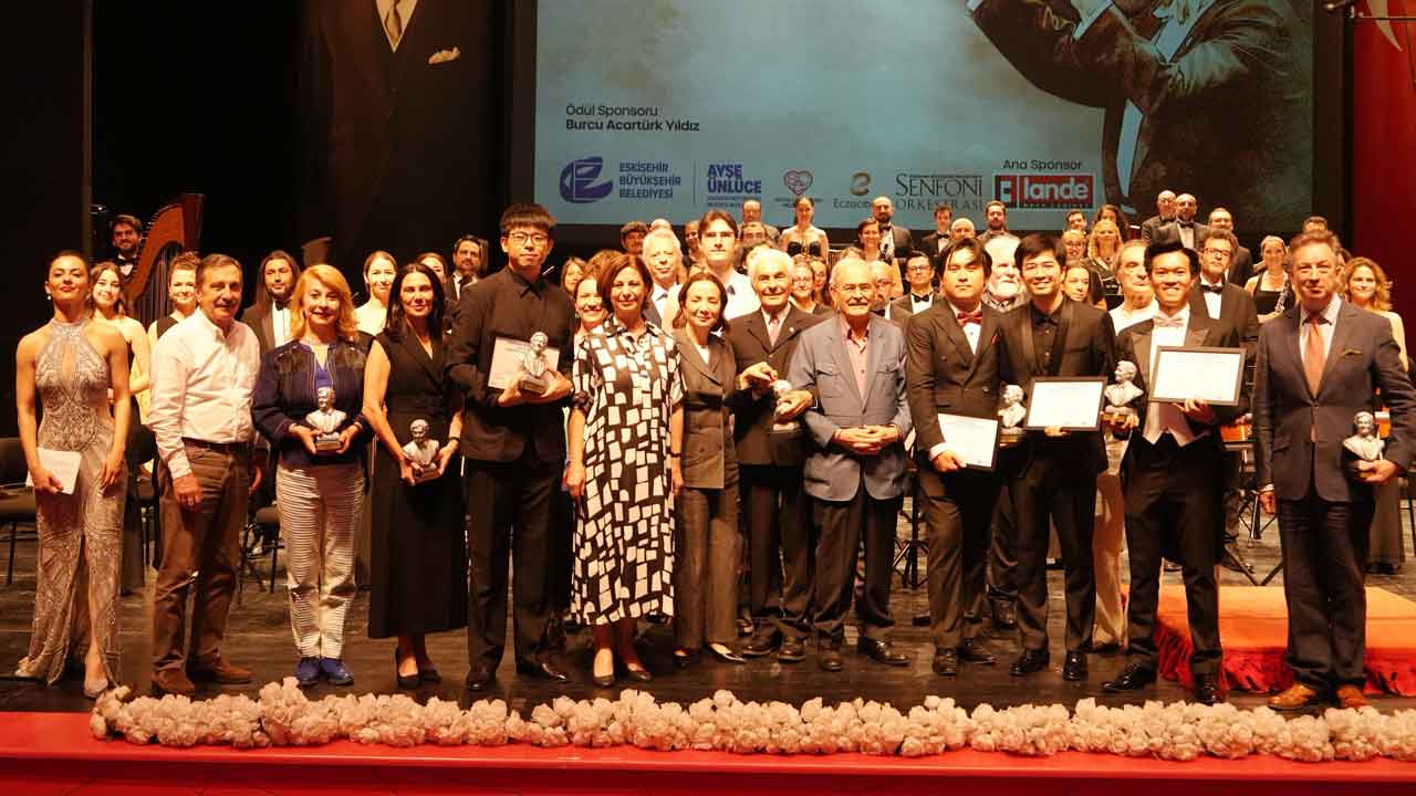 Eskişehir'den Tarihi Adım: İlk Uluslararası Gürer Aykal Orkestra Şefliği Yarışması Sonuçlandı