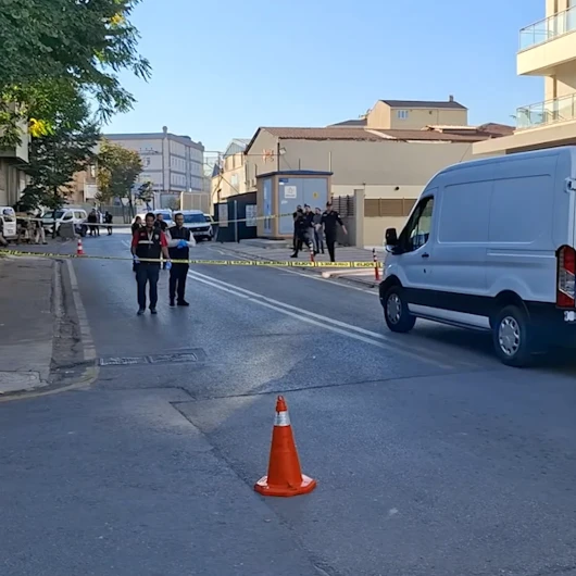 Ümraniye'de Ağaçlar Arasında El Bombası Bulundu