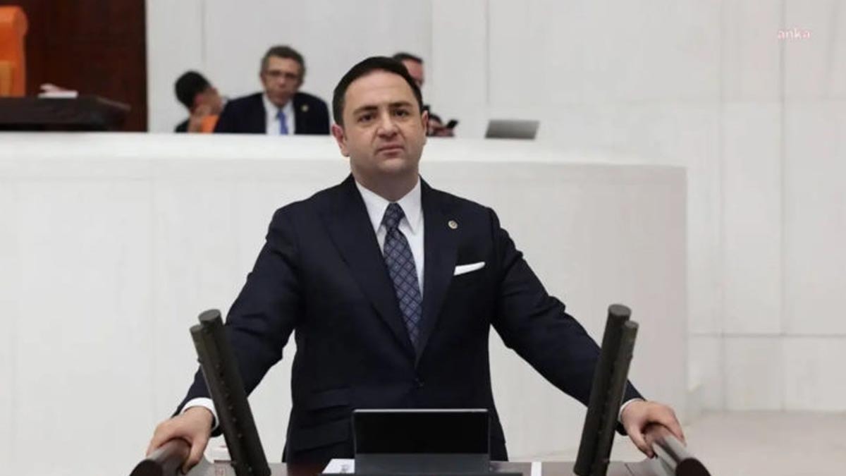 Umut Akdoğan 'Yeni Parti'de yönetici olmayacağını duyurdu