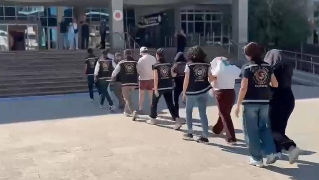 Edirne, İstanbul ve Tekirdağ'da üniversiteli kızları fuhşa zorlayan çeteye darbe