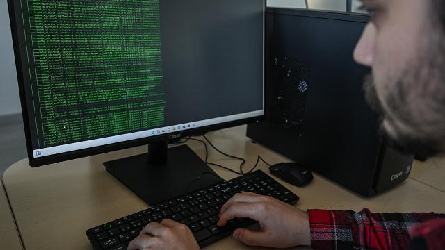 Üniversitelerde siber güvenlik programları 'dijital sınırların koruyucularını' yetiştiriyor