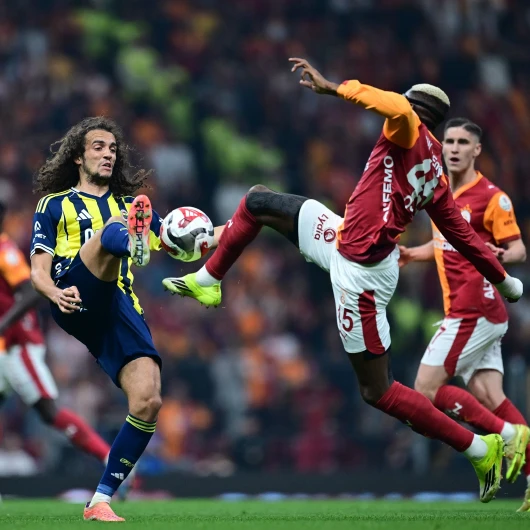 Ünlü Yorumcudan Derbi Tahmini: 'Galatasaray Fark Yer