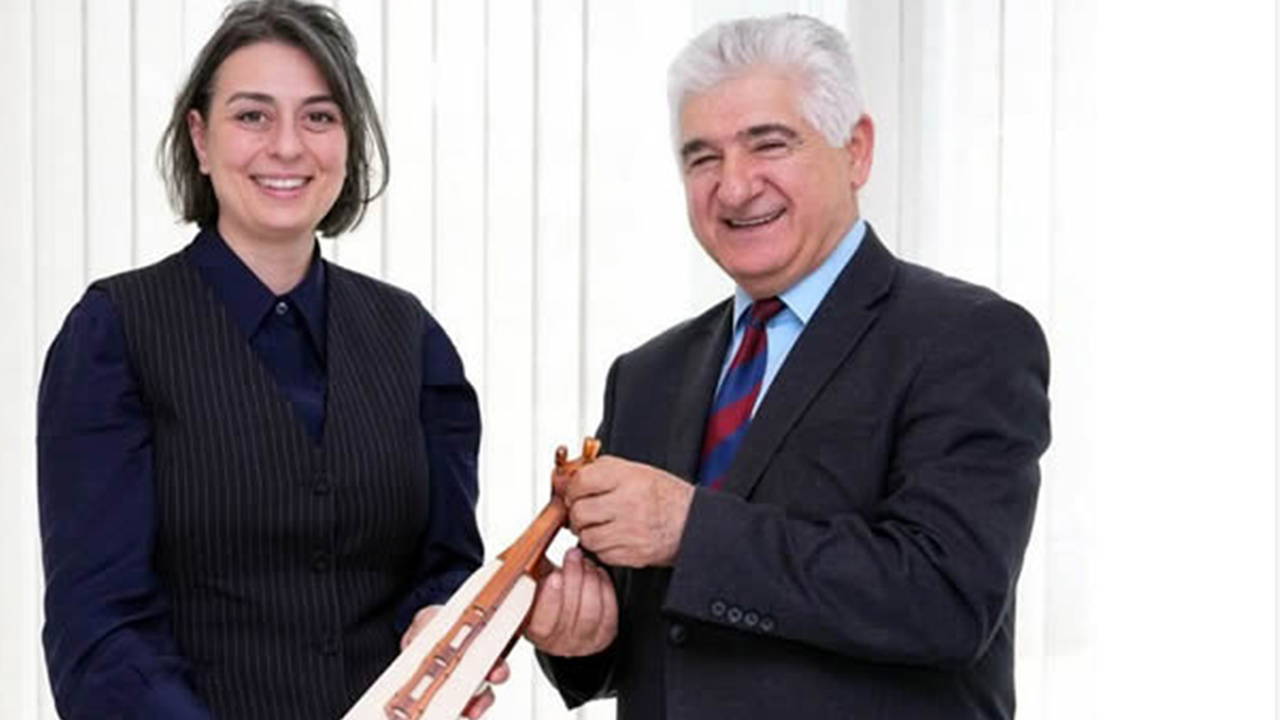 Üsküdar'da CHP'den AKP'ye Geçen Tahsin Usta Pazarlığı Doğruladı