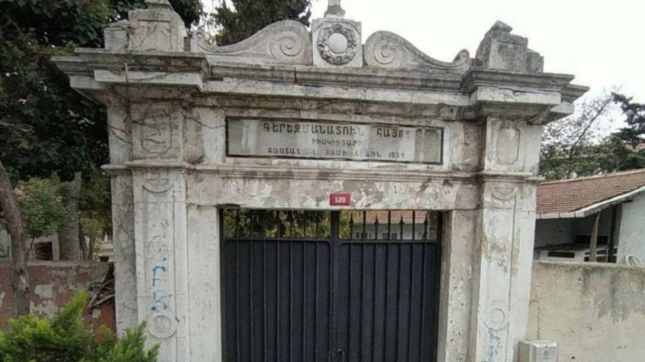 Üsküdar'da Ermeni Mezarlığına Saldırı: Bir Kişi Gözaltına Alındı