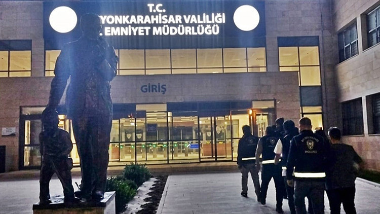 Ustanın Araba Yok Telefonu Şok Etti! Oto Sanayiden Araç Çalan 3 Şüpheli Yakalandı