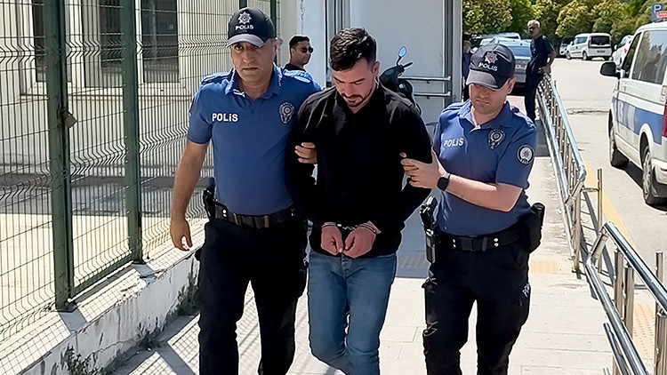 Uzman çavuş, Adana'da eğlence mekanında iki kişiyi vurdu: 'Ne olduğunu hatırlamıyorum