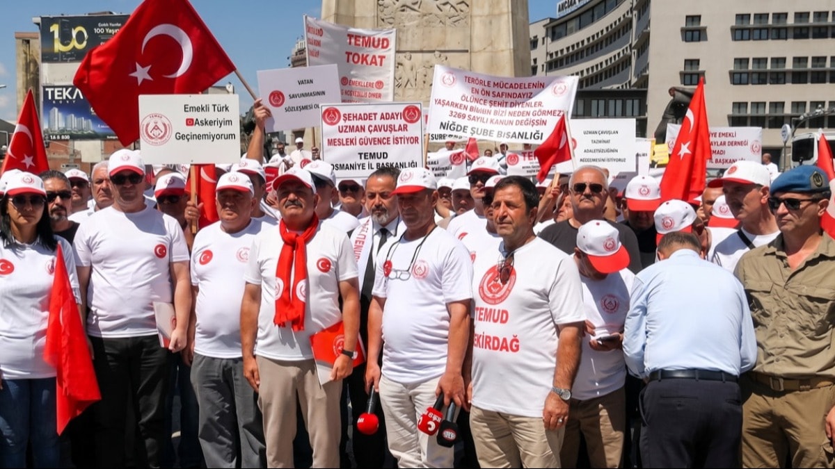 Uzman Erbaşlar Atatürk’e Seslendi: Özlük Hakları İçin İki İl Yürüdüler