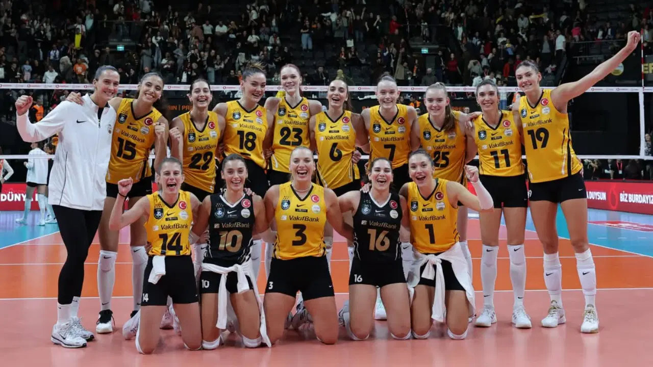 VakıfBank, Eczacıbaşı Peron İstanbul'u 3-2 Mağlup Etti