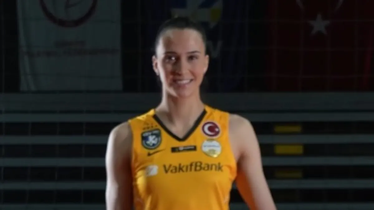 VakıfBank, Kanadalı Orta Oyuncu Emily Maglio'yu Transfer Etti