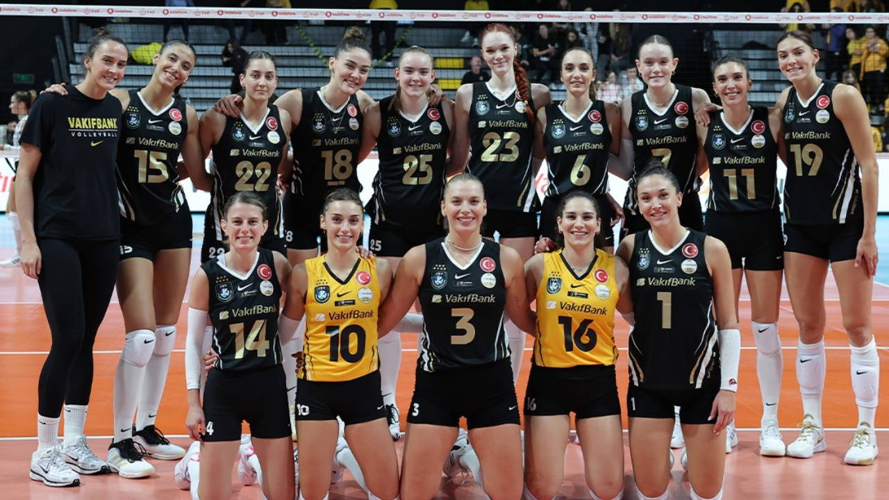 VakıfBank Voleybol Sultanlar Ligi'nde üçte üç yaptı
