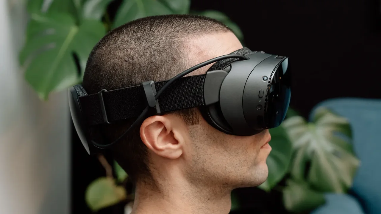 Valve'dan Dev VR Sevkiyatı: Steam Frame ve Machine Konsollarına 13 Ton