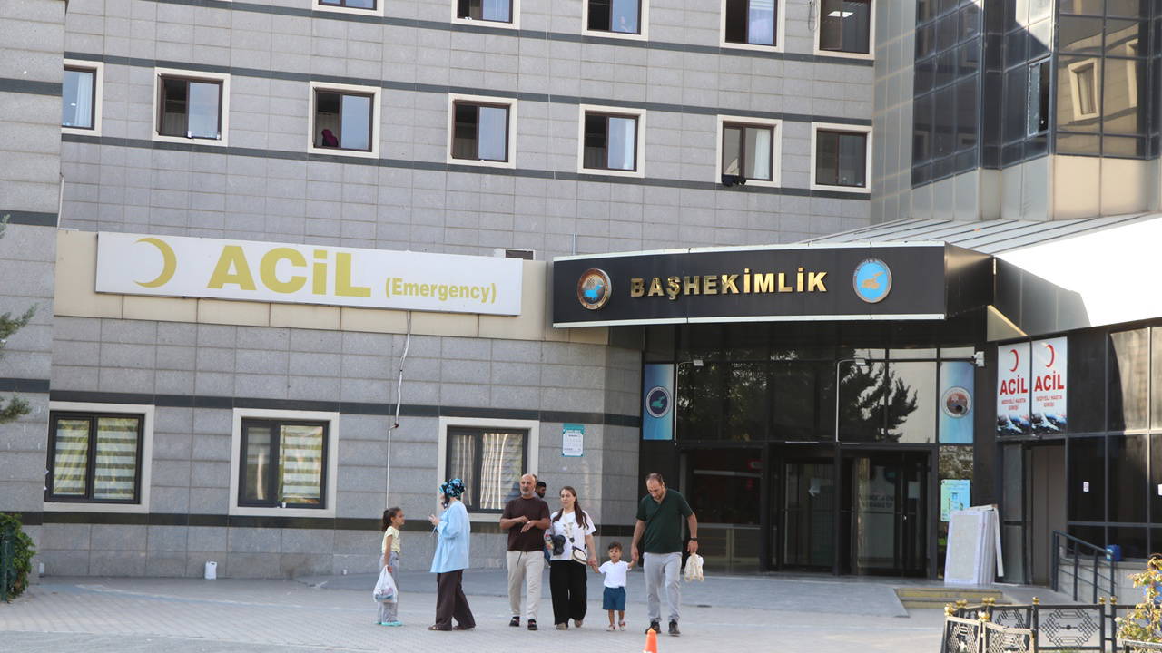 Van'da 2 Kardeş Boğuldu: Baba Yoğun Bakımda