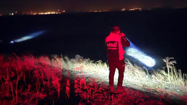 Van Gölü'nde kaybolan 2 kişi sağ salim bulundu