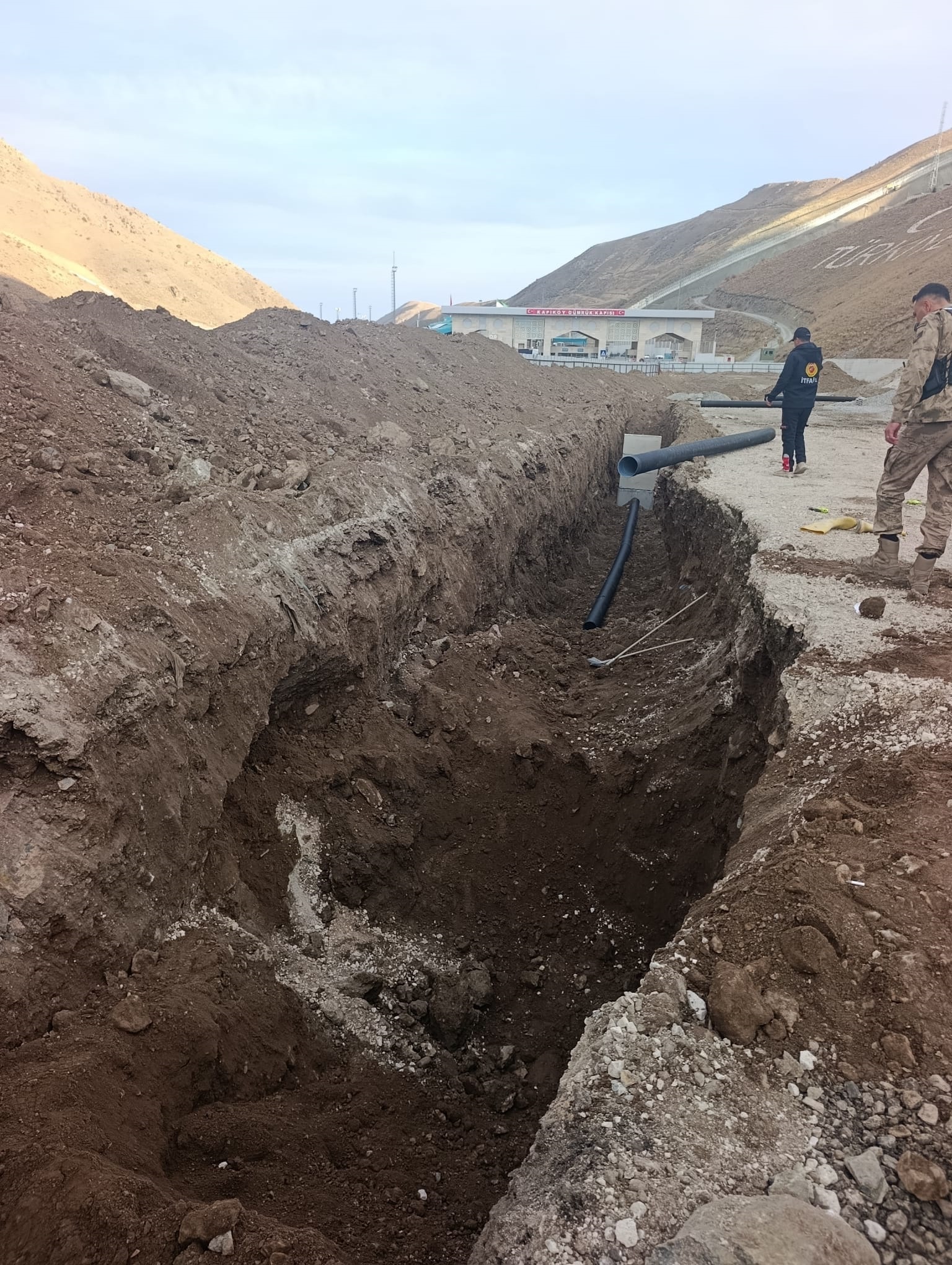 Van'da İnşaat Alanında Göçük: Bir İşçi Hayatını Kaybetti