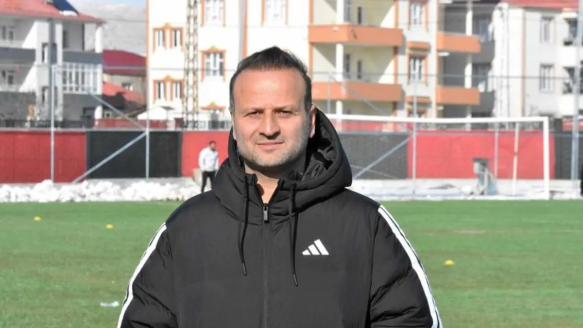 Vanspor, Teknik Direktör Osman Zeki Korkmaz ile Yollarını Ayırdı