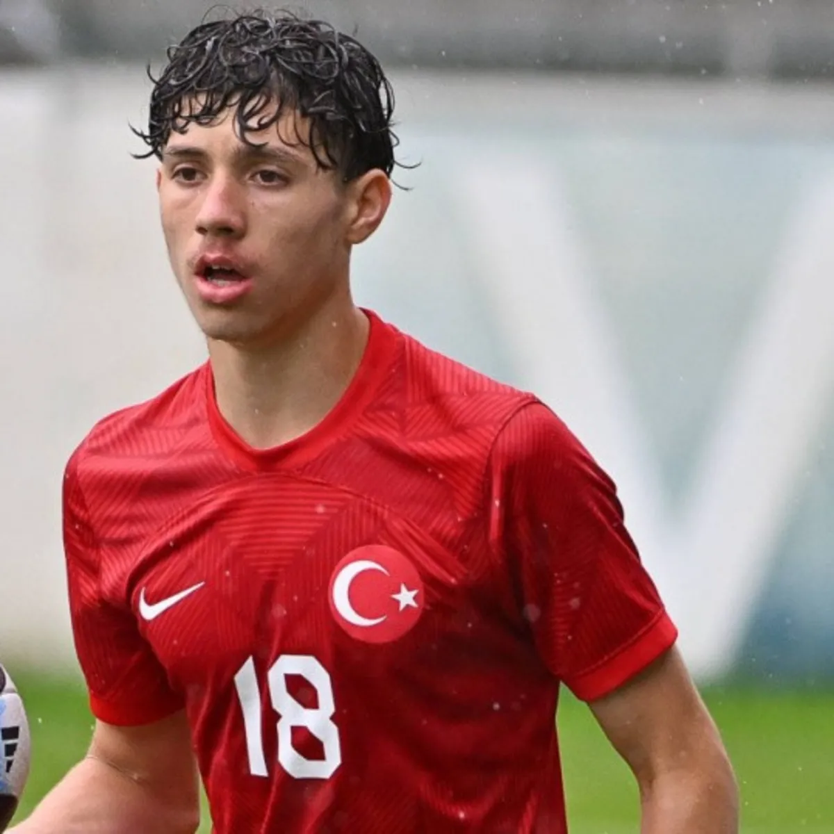 Benim adım Vatan' deyip ay-yıldızlı formayı seçti