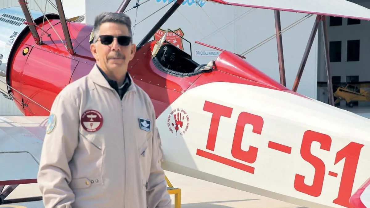 Vecihi Hürkuş'un torunu dedesinin uçağıyla gökyüzüne döndü