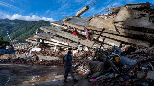 Venezuela'da can kaybı 1943'e yükseldi: Depremlerin ekonomik faturası ağır