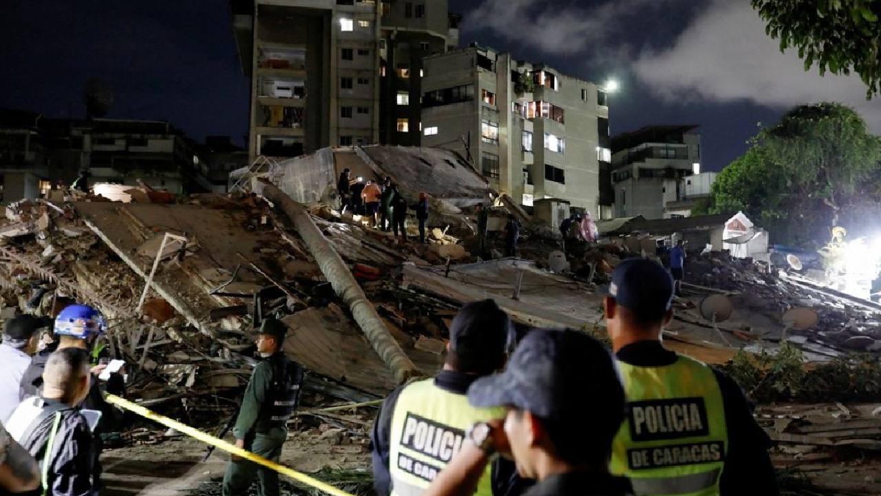 Venezuela'daki depremlerde can kaybı 1943'e yükseldi