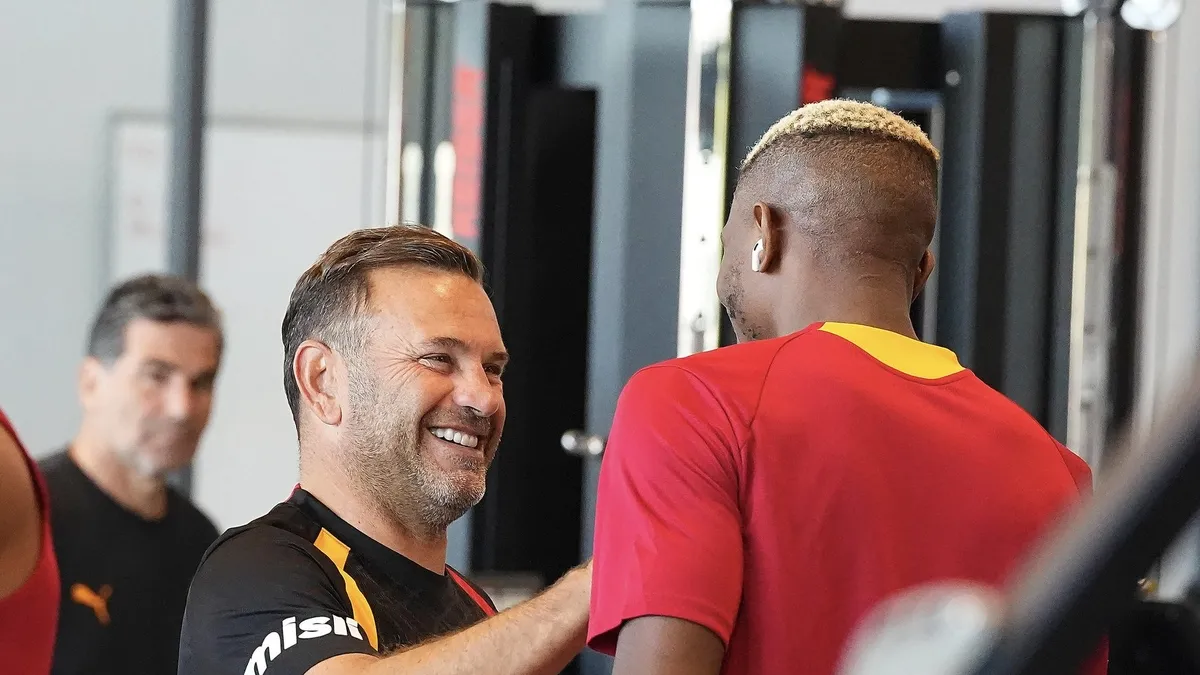 Victor Osimhen Galatasaray'da ilk antrenmanına çıktı