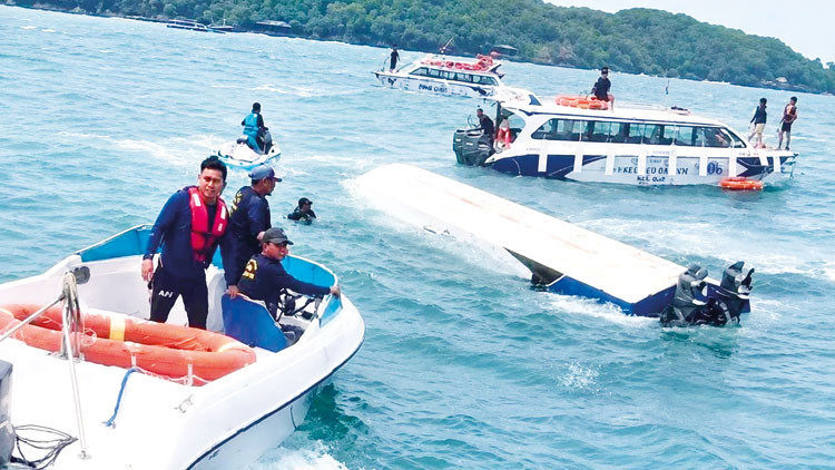 Vietnam'da turist teknesi alabora oldu: 15 Hintli öldü, kurtarma çalışmaları sürüyor