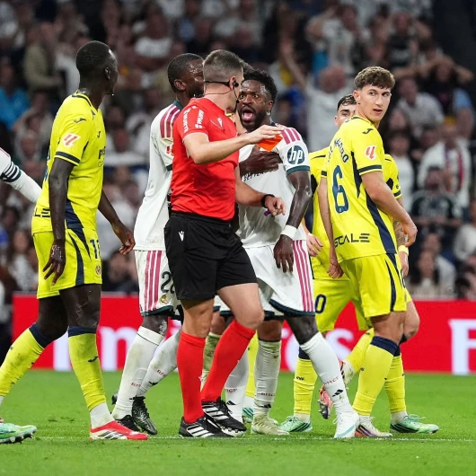 Vinicius Junior'a Saç Çekme Cezası: İşte Detaylar