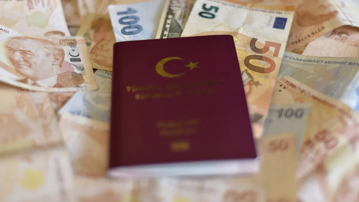 Vize dolandırıcılığına büyük ceza: 6 firmaya 3 ay durdurma