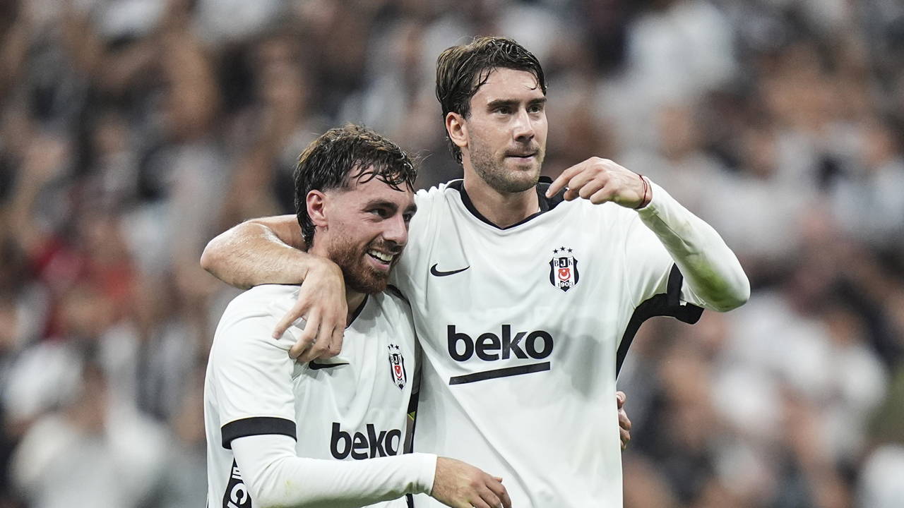 Vlahovic Hat-Trick Yaptı: Beşiktaş Çorum FK'yı 6-2 Devirdi