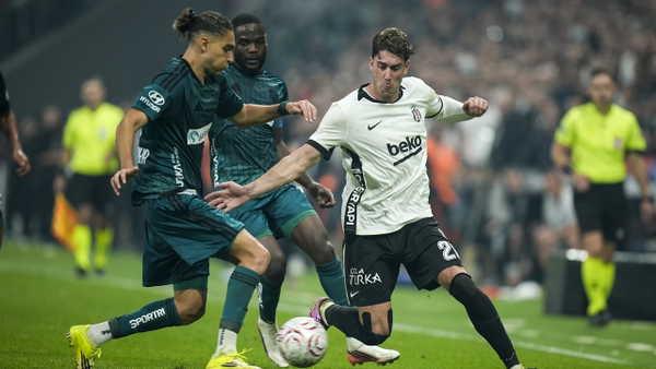 Vlahovic'te Mide Ağrısı Şoku: Hoffenheim Maçı Öncesi Antrenmanda Yok