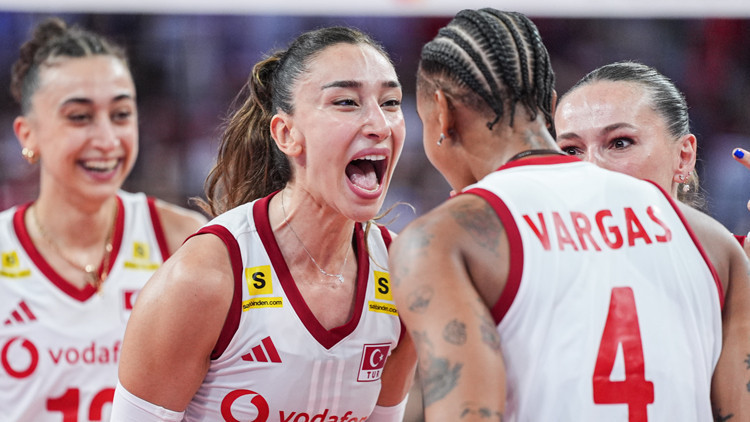 Voleybolda 2026'ya Damga Vuran Yıl: Şampiyonluklar Peş Peşe