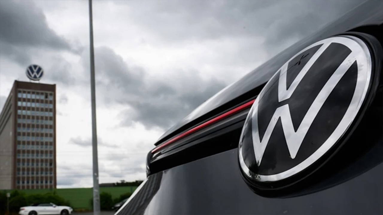 Volkswagen'de kâr hedefi yüzde 1'e indi, hisseler çakıldı