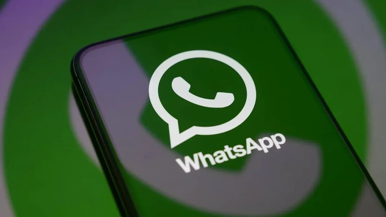 WhatsApp iOS Güncellemesi Sohbet Arayüzünü Değiştiriyor