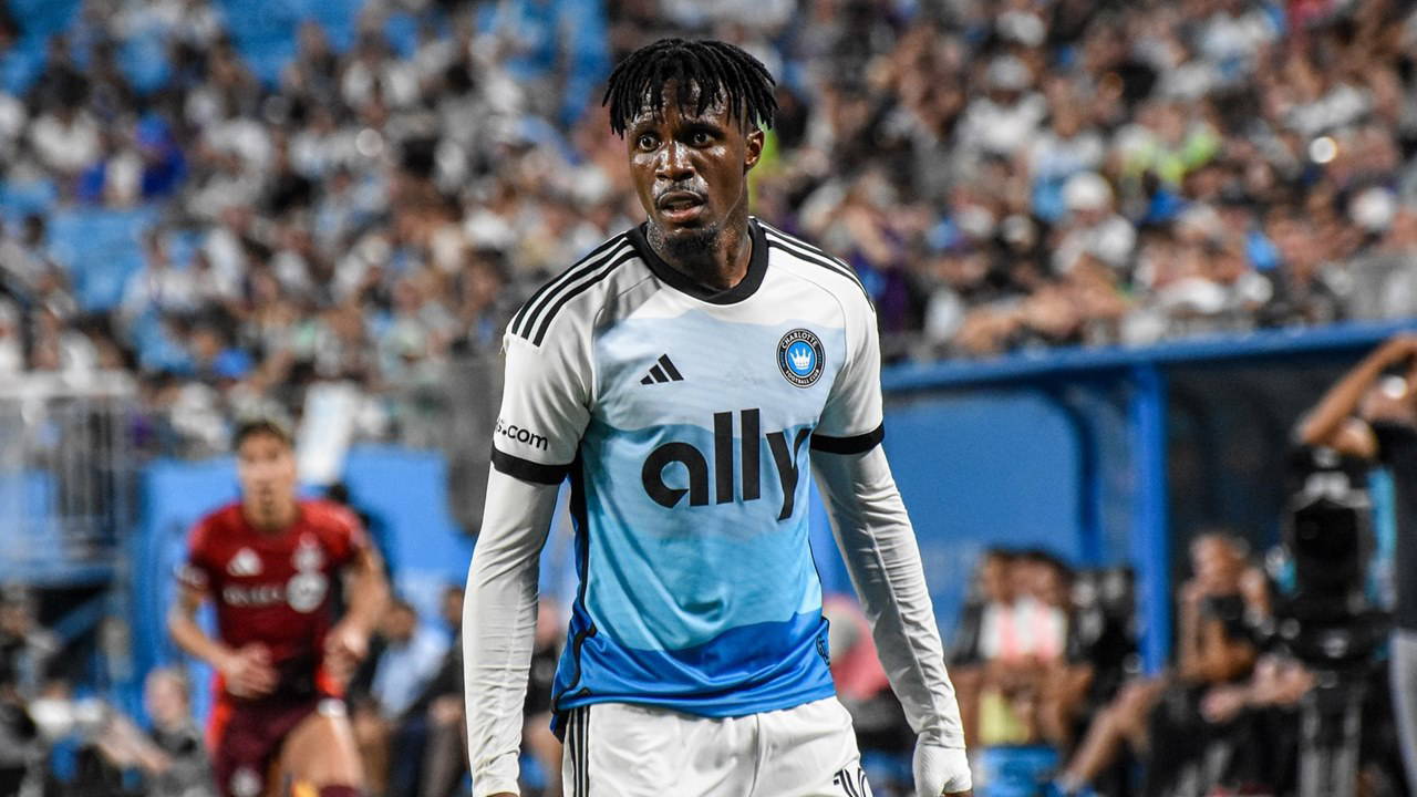 Wilfried Zaha: Crystal Palace'ın Geri Dönüş Planı