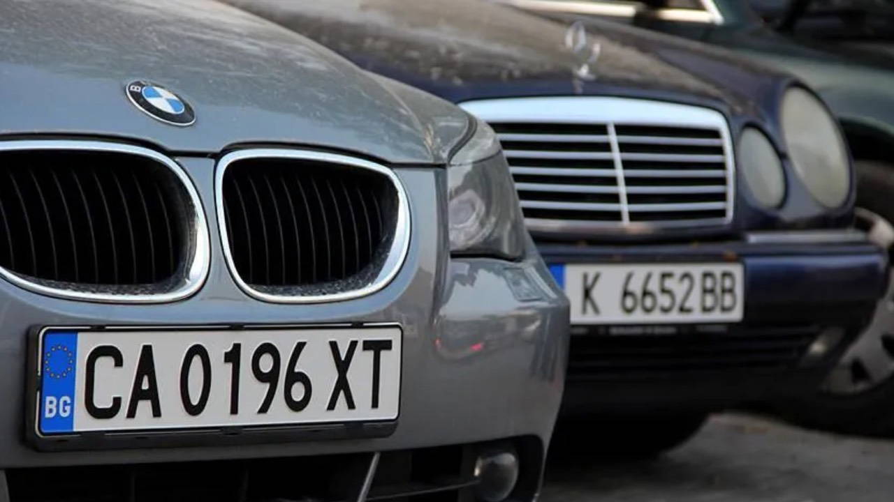 Yabancı plakalı araçlarda yeni düzenleme: Bakan Çiftçi duyurdu