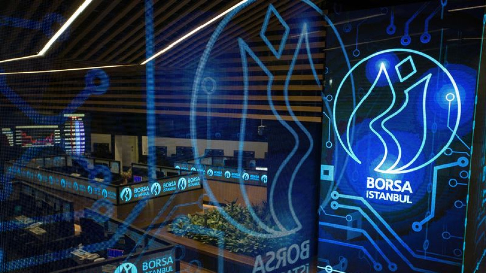 Yabancı yatırımcı 465,7 milyon dolarla hisse piyasasına geri döndü