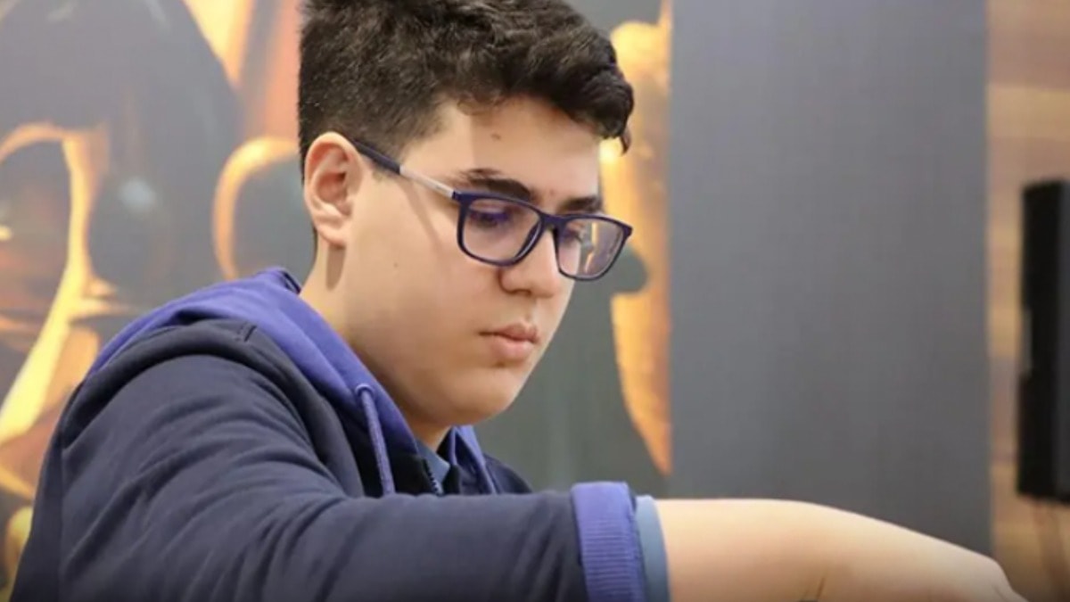 Yağız Kaan Erdoğmuş Dünya Gençler Satranç Sıralamasında Zirvede