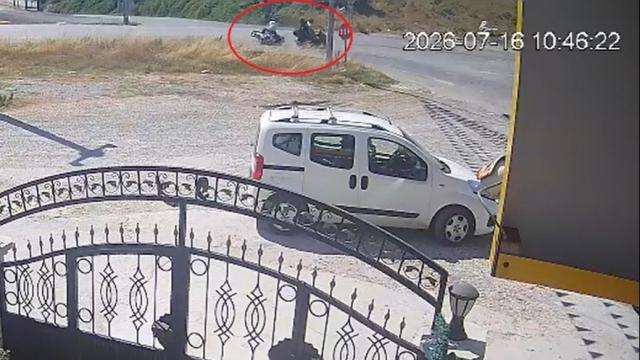 Yalova Çınarcık'ta motosiklet kazası: Karı koca öldü, 3 yaşındaki çocuk yaralandı