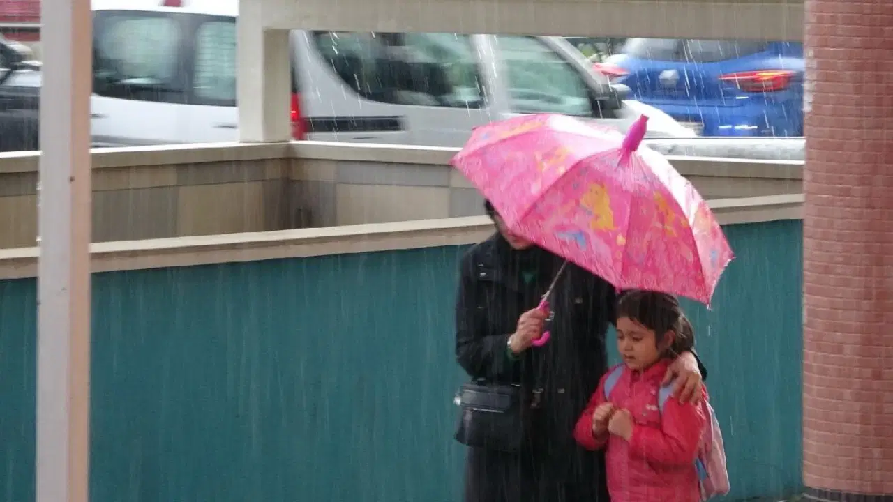 Yalova ve Kocaeli'de Eğitime 1 Gün Ara: Fırtına Uyarısı
