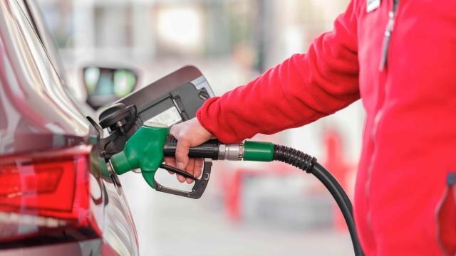 Yanlış akaryakıt dolduran istasyon 64 bin lira tazminat ödeyecek