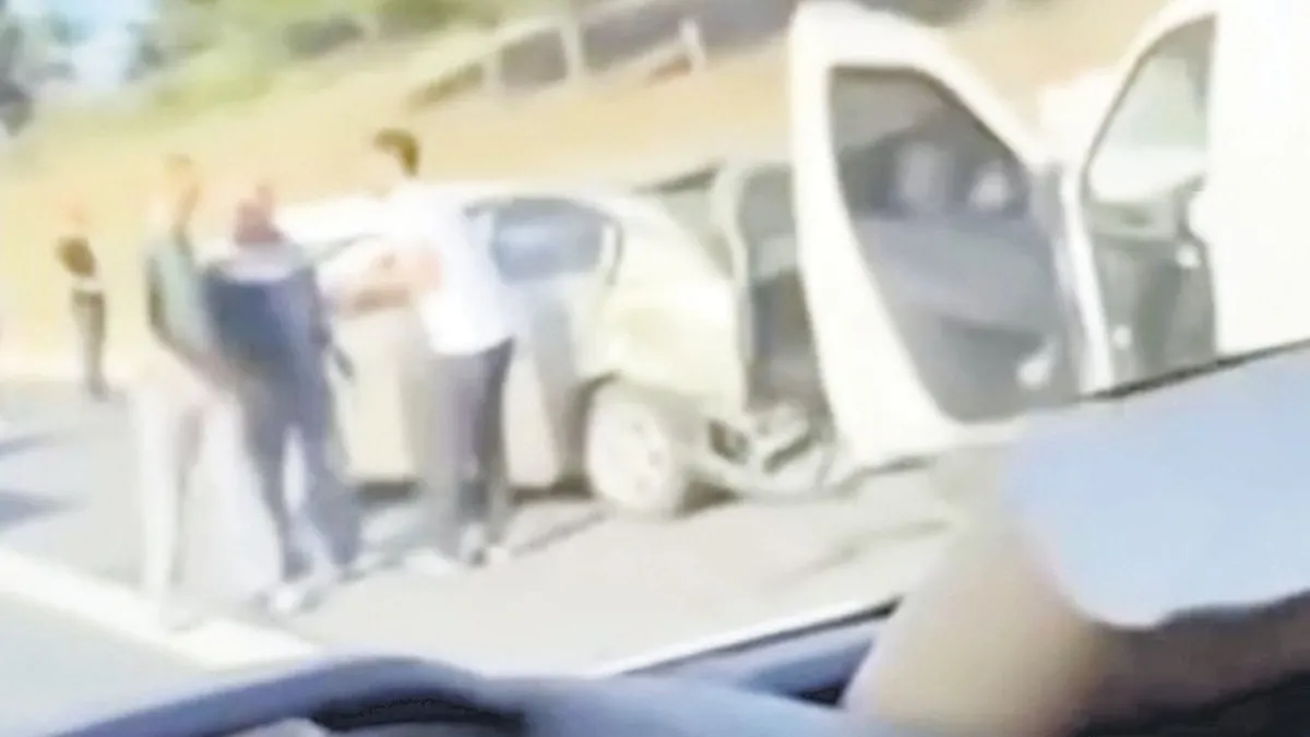 Yardım için durdu, 2 bacağını kaybetti
