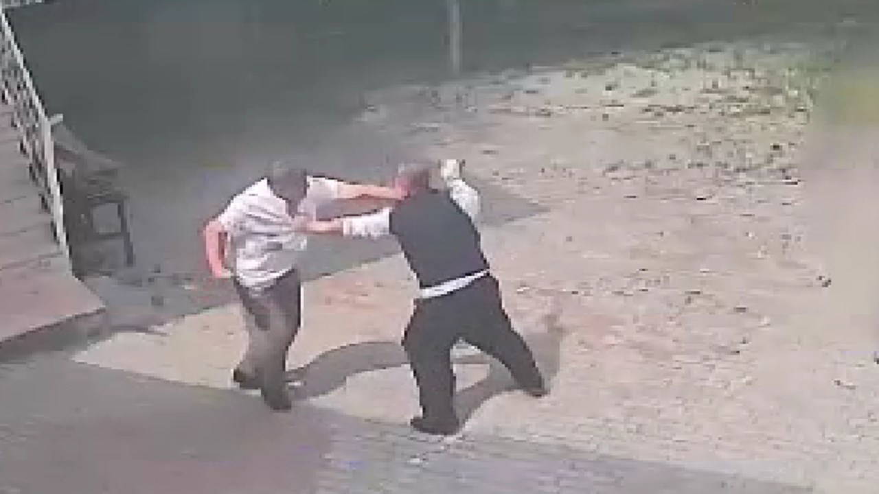 Yardım parası' kavgası: İmam ve müezzin yumruk yumruğa