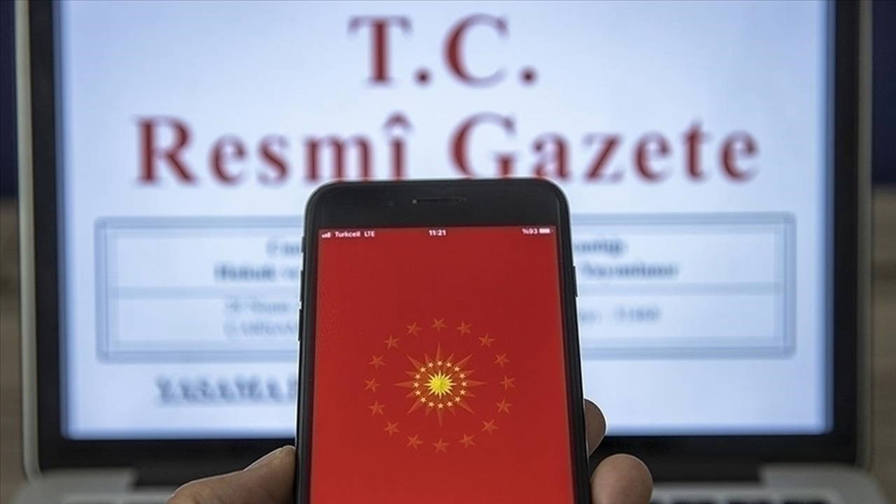 YAŞ Kararları Resmi Gazete'de: Tatlıoğlu'nun Görev Süresi Uzatıldı, Dalkıran Hava Kuvvetleri Komutanı