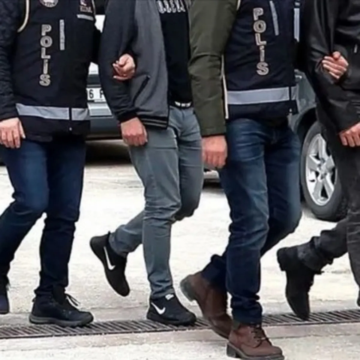 Yasa Dışı Bahis Aklama Operasyonu: 12 İlde 50 Gözaltı, 2 Milyar TL Hacim