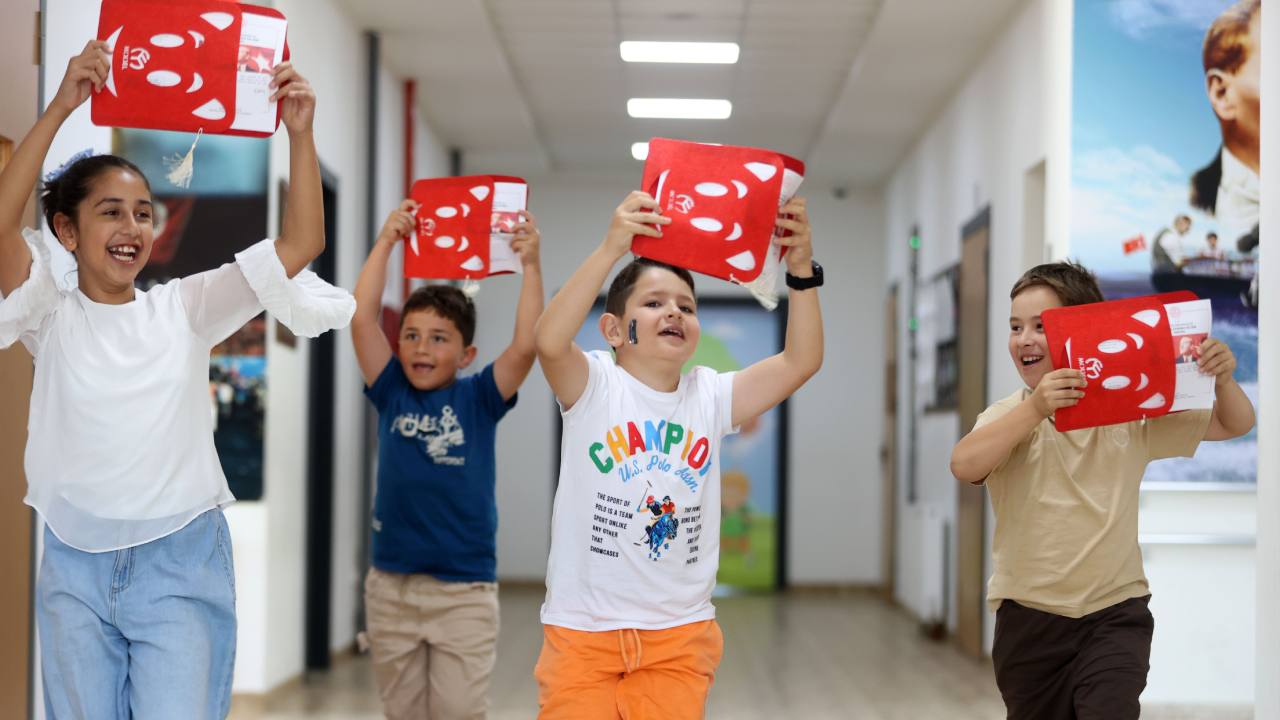 Yaz tatili başlıyor: 18 milyon öğrenci karne heyecanı yaşıyor