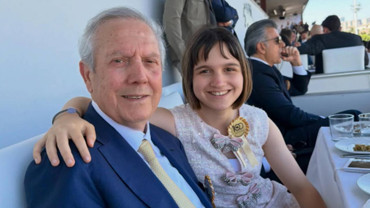 Yaz Yıldırım'dan kuaför iddiasına yalanlama: Olay bizim evde olmadı