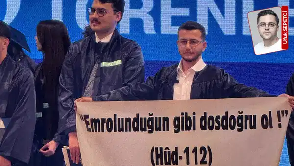 Yeditepe'de ayet pankartı tartışması: Yeni görüntüler Kabataş benzetmesini tetikledi