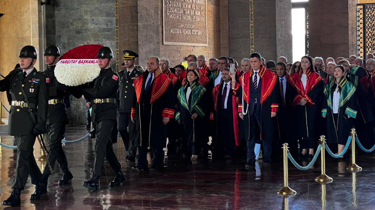 Yeni Adli Yıl Başladı: Yargıtay'dan Anıtkabir'de Anlamlı Ziyaret