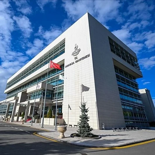 Yeni Kimlik Kartları: Güncel Bilgilerin Önemi Vurgulanıyor