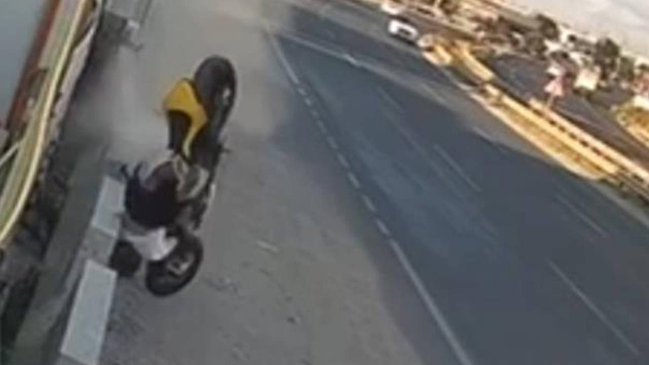 Yeni Motosikletiyle Kaza Yapan Genç Hayatını Kaybetti
