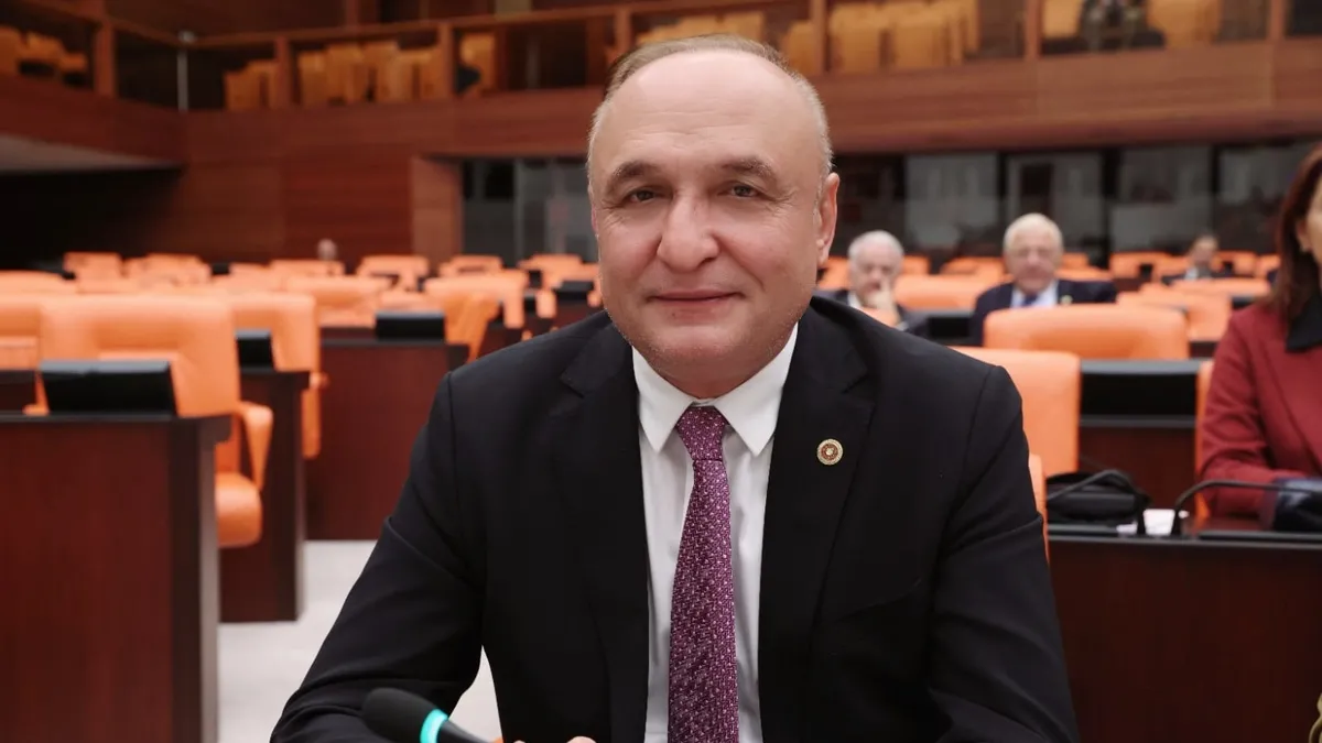 Yeni Parti Milletvekili Melih Meriç bıçaklı saldırıda yaralandı